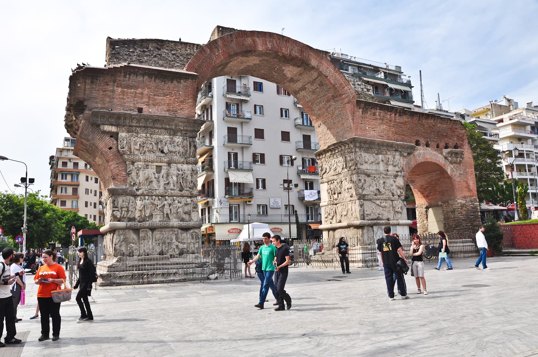 Arch of Galerius 1