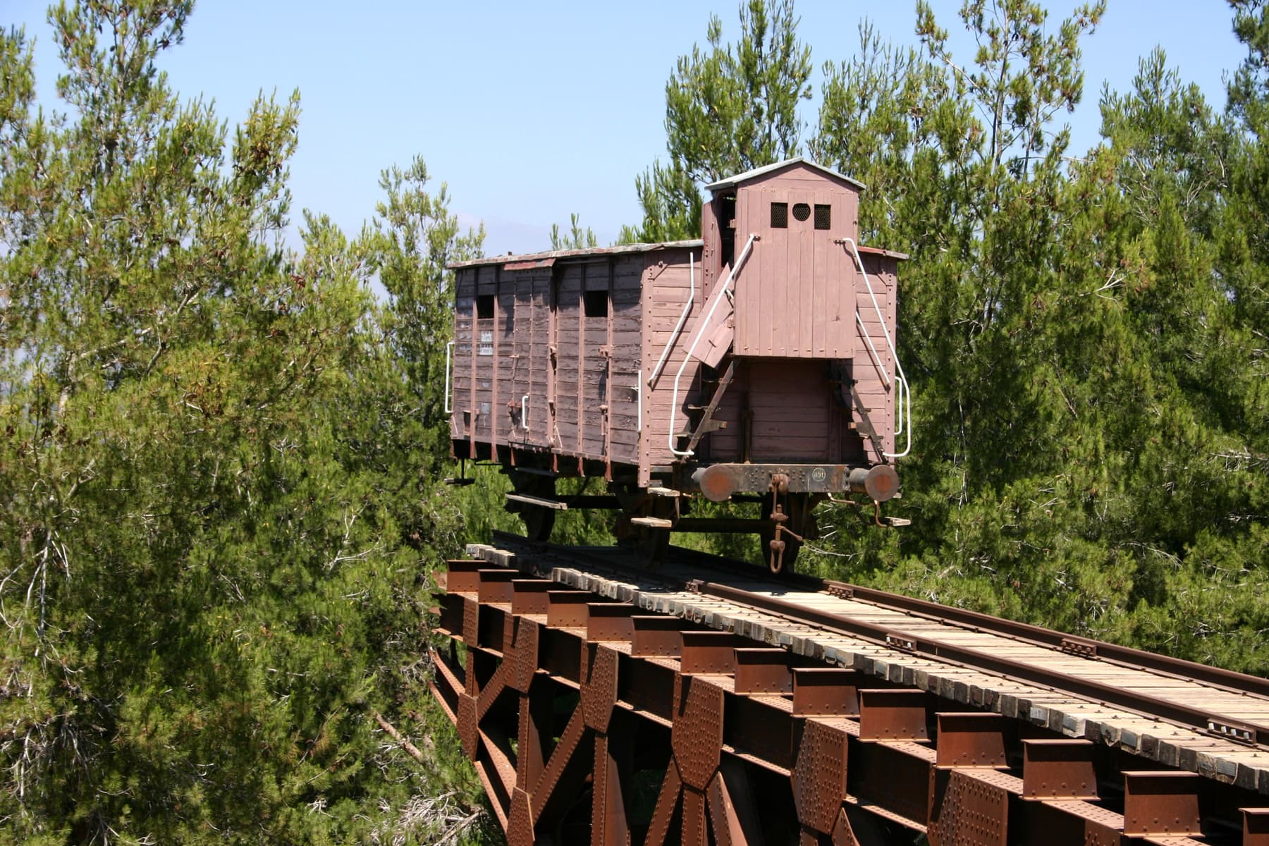 April 8 — Holocaust Memorial Day