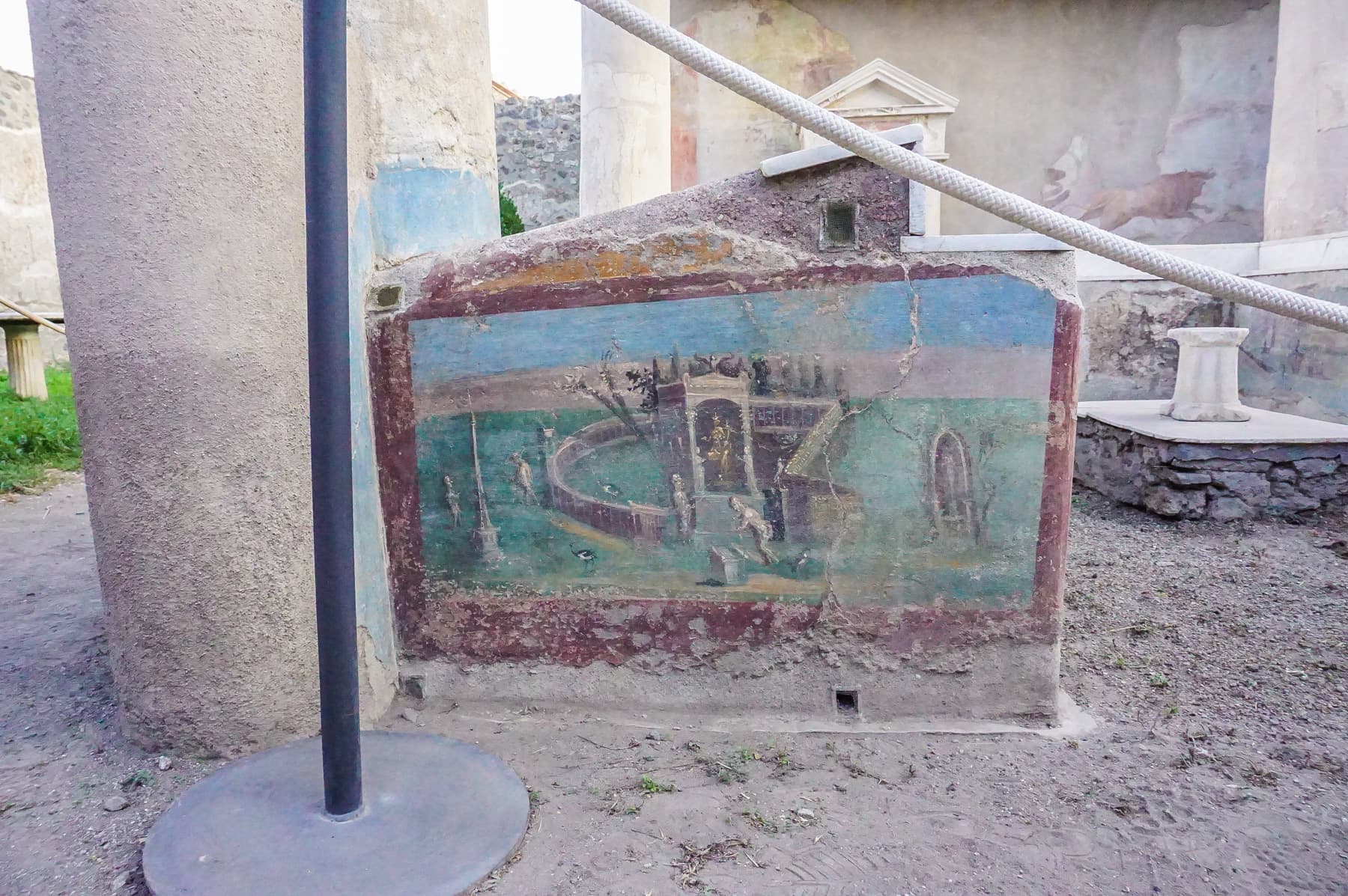 Triclinium Fresco East 2