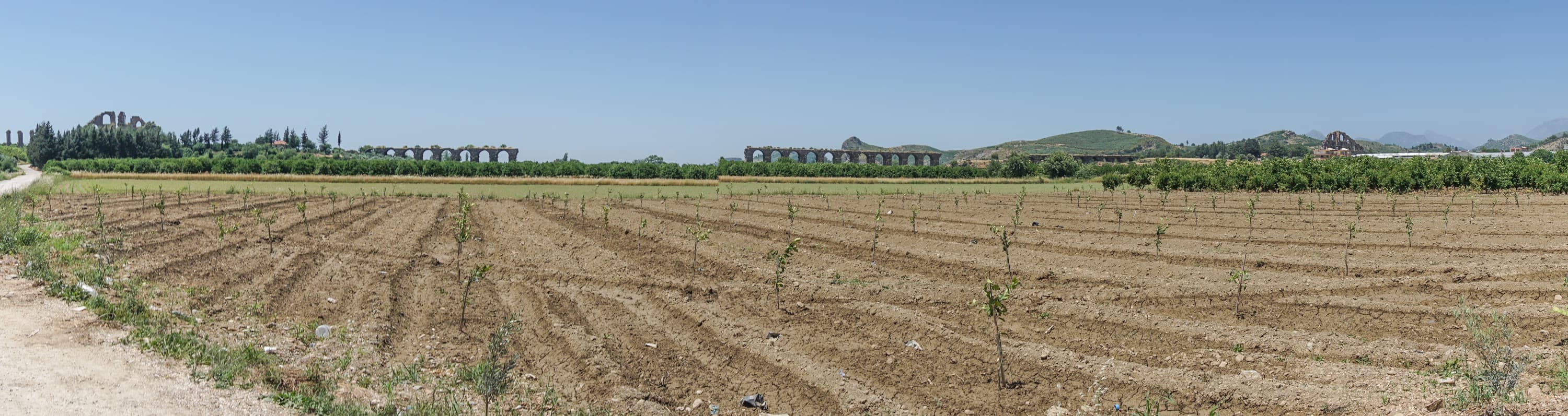 Aqueduct Panorama