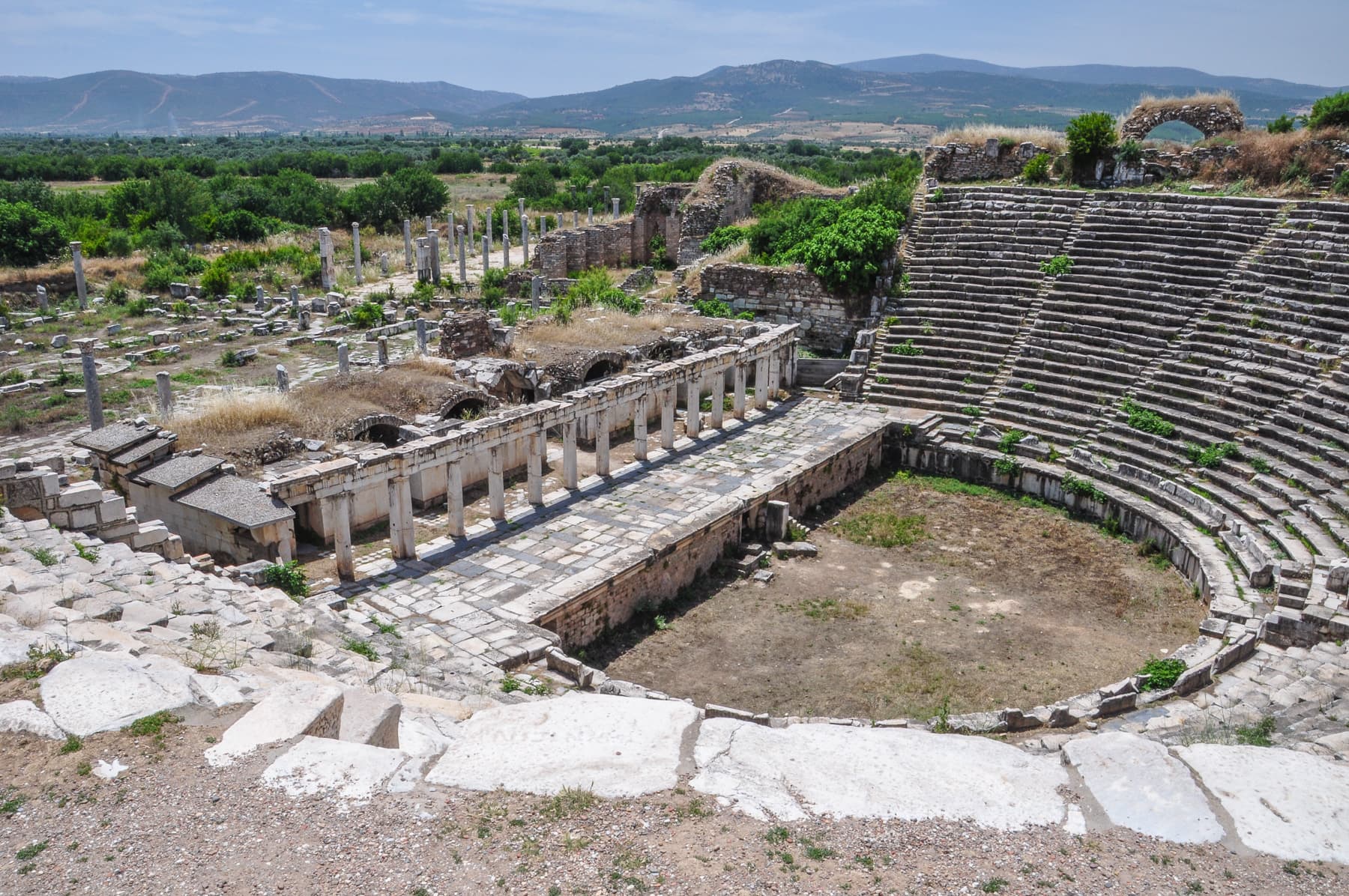 Theater 2
