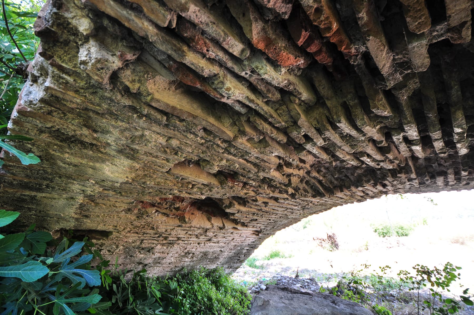 Under Arch Detail